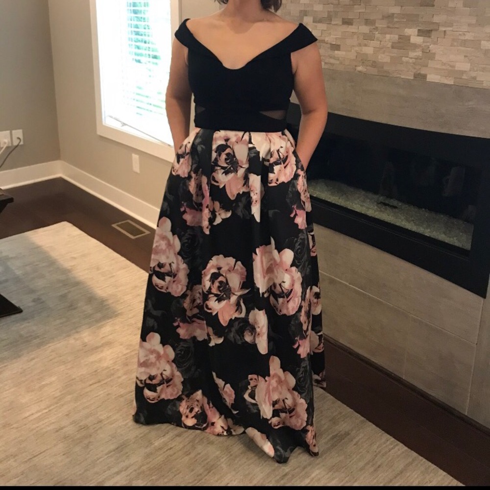 Xscape prom dress